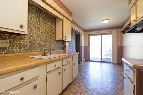 839 Valley Stream Dr #C, Wheeling, IL 60090 photo 5