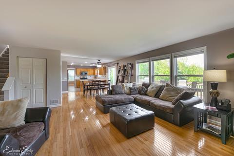50 S Oakleaf Rd, Algonquin, IL 60102 photo 11