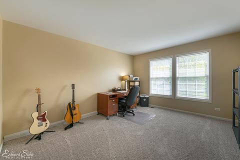 50 S Oakleaf Rd, Algonquin, IL 60102 photo 23