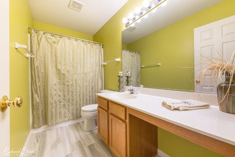 50 S Oakleaf Rd, Algonquin, IL 60102 photo 21