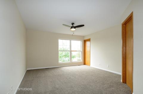 4054 Boulder Ct, Aurora, IL 60504 photo 6