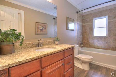 210 Robert Dr, Normal, IL 61761 photo 10