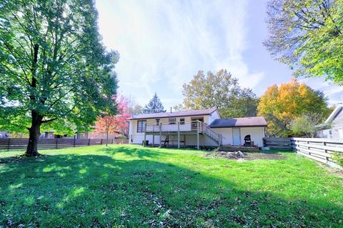 210 Robert Dr, Normal, IL 61761 photo 2