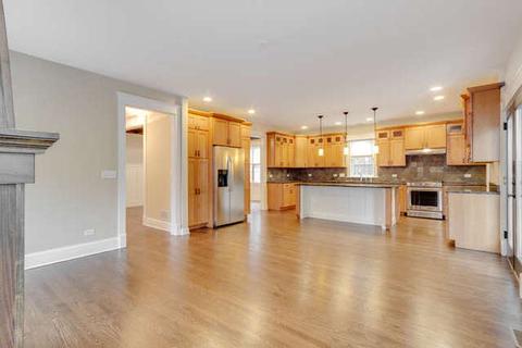 424 E Illinois St, Wheaton, IL 60187 photo 14
