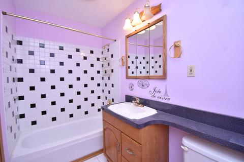 522 Isa Dr, Wheeling, IL 60090 photo 8