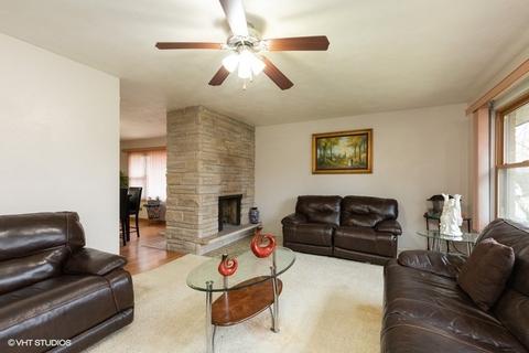 973 Stephen Ave, Elgin, IL 60123 photo 5