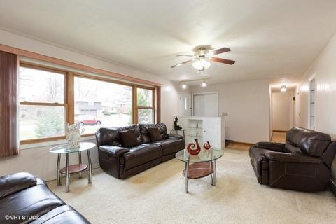973 Stephen Ave, Elgin, IL 60123 photo 2