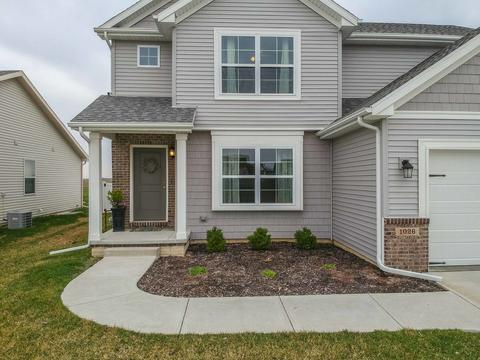 1026 Stags Leap Rd, Normal, IL 61761 photo 2