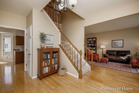 621 Dogleg Ln, Bartlett, IL 60103 photo 2