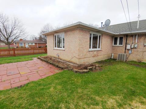 993 S 6th Ave, Des Plaines, IL 60016 photo 14