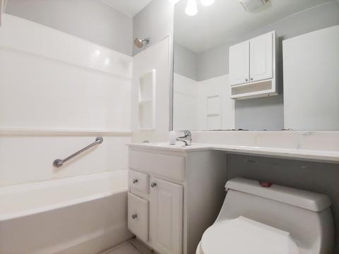 993 S 6th Ave, Des Plaines, IL 60016 photo 7
