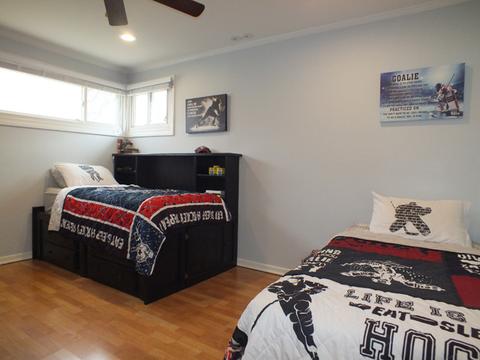 843 E Grant Dr, Des Plaines, IL 60016 photo 17