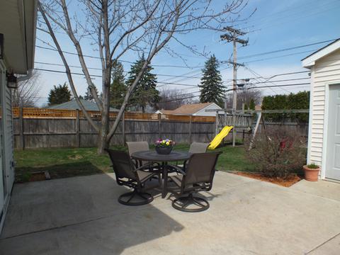 843 E Grant Dr, Des Plaines, IL 60016 photo 24