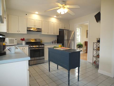 843 E Grant Dr, Des Plaines, IL 60016 photo 9