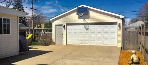 843 E Grant Dr, Des Plaines, IL 60016 photo 4