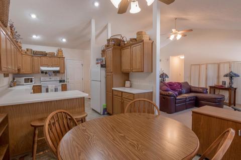 311 Fieldcrest Ct, Normal, IL 61761 photo 10