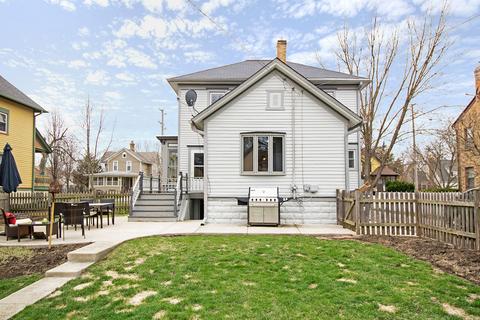 721 Brook St, Elgin, IL 60120 photo 2