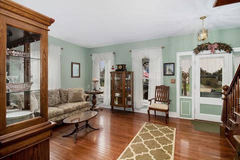 721 Brook St, Elgin, IL 60120 photo 3