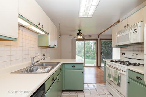 633 Mallard Ct #C1, Bartlett, IL 60103 photo 5