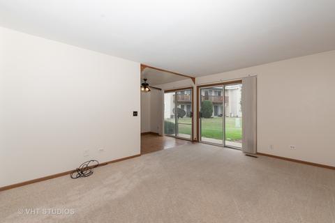 633 Mallard Ct #C1, Bartlett, IL 60103 photo 2