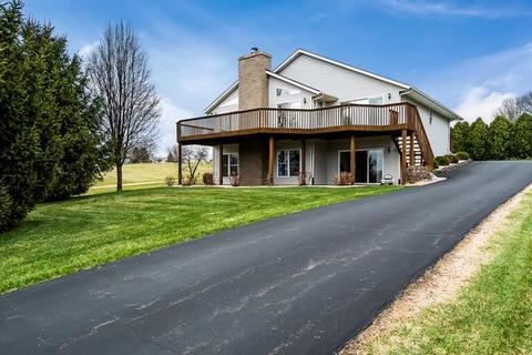 1383 Pier Dr, Davis, IL 61019 photo 1