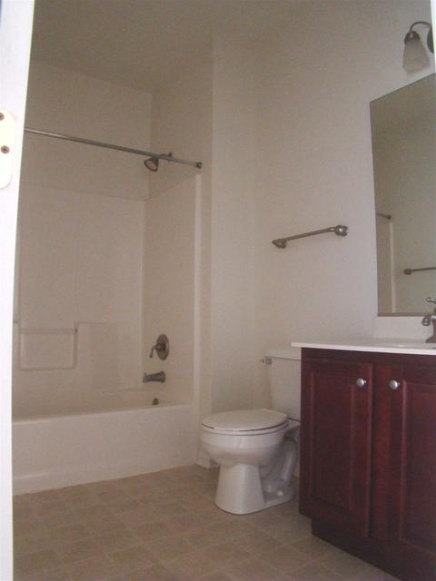 904 Monroe Ave, Mchenry, IL 60050 photo 32