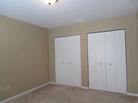 1860 E Ivy Cir, Lindenhurst, IL 60046 photo 15