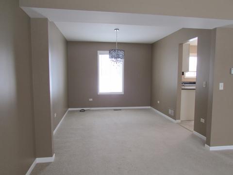 1860 E Ivy Cir, Lindenhurst, IL 60046 photo 6