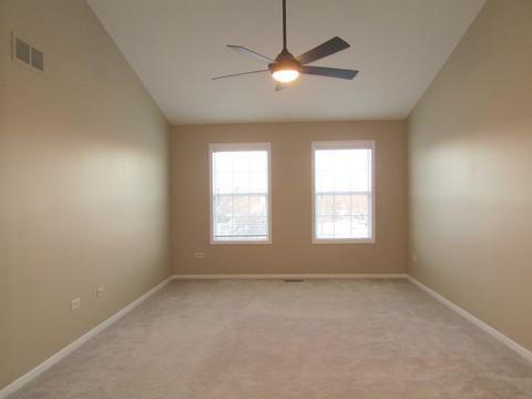 1860 E Ivy Cir, Lindenhurst, IL 60046 photo 12