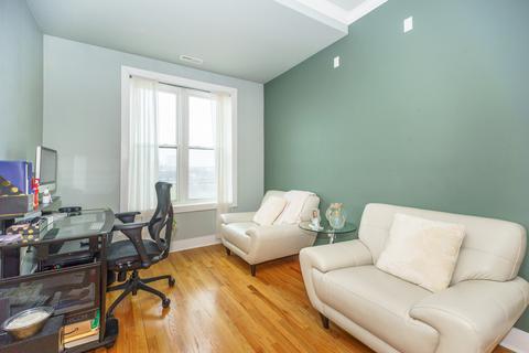 207 E 31st St #5B, Chicago, IL 60616 photo 4