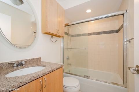 1100 Pine St #D, Glenview, IL 60025 photo 15