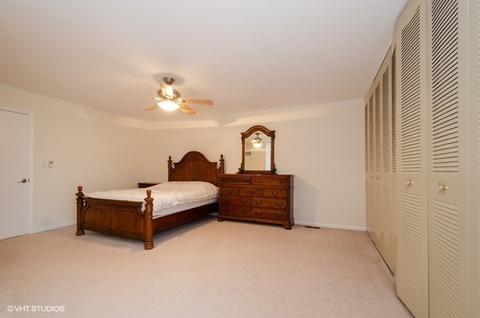1100 Pine St #D, Glenview, IL 60025 photo 12