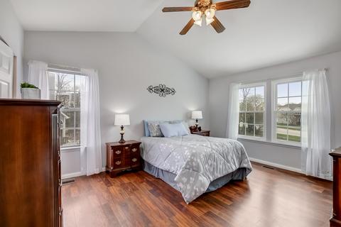 235 Mayflower Ln, Bartlett, IL 60103 photo 14
