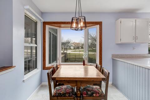 235 Mayflower Ln, Bartlett, IL 60103 photo 13