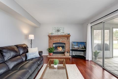 235 Mayflower Ln, Bartlett, IL 60103 photo 8
