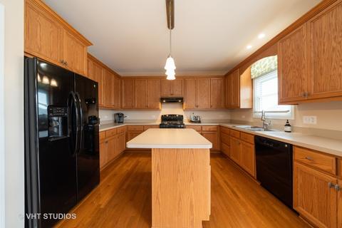 16552 Arbor Ct, Plainfield, IL 60586 photo 7
