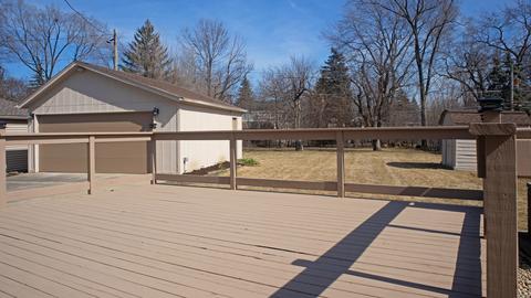 2645 Eisenhower Dr, Des Plaines, IL 60018 photo 14