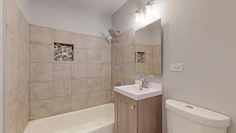 2645 Eisenhower Dr, Des Plaines, IL 60018 photo 9