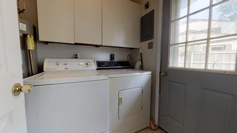 1102 Paula Dr, Champaign, IL 61821 photo 8