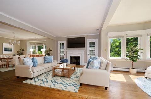 34 Logan Ter, Golf, IL 60029 photo 2