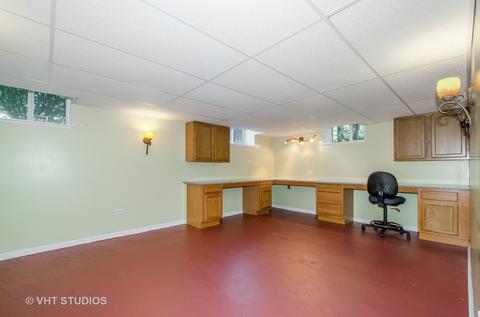 34 Logan Ter, Golf, IL 60029 photo 18