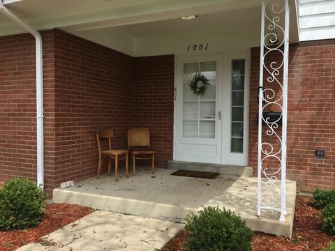 1001 Eddy Ct, Wheaton, IL 60187 photo 2