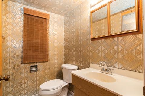 8831 Forestview Rd, Evanston, IL 60203 photo 11