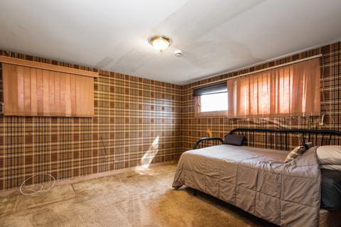 8831 Forestview Rd, Evanston, IL 60203 photo 10