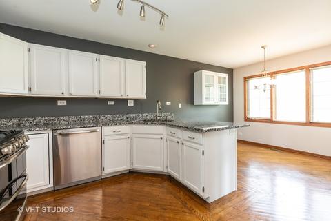 976 Ascot Dr, Elgin, IL 60123 photo 6