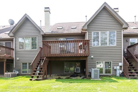 976 Ascot Dr, Elgin, IL 60123 photo 22