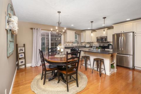 1208 Onyx Ln, Normal, IL 61761 photo 7