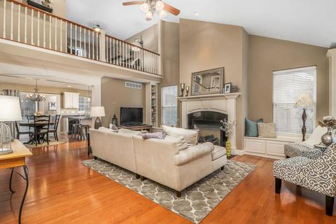 1208 Onyx Ln, Normal, IL 61761 photo 3