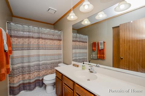 981 Longford Rd, Bartlett, IL 60103 photo 17