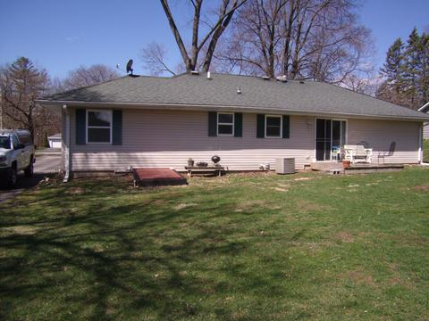 81 Maple St, Elgin, IL 60123 photo 12